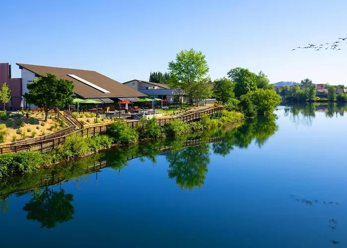 Ruby River Hotel (Adults Only)